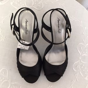 Retro/vintage style platform shoes